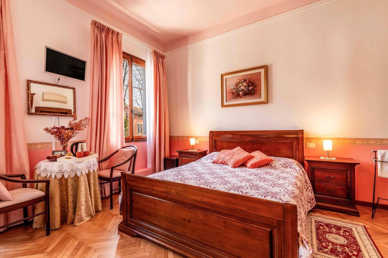 Bed And Breakfast Casa Delle Rose Lido Venezia Lido di Venezia Exterior photo